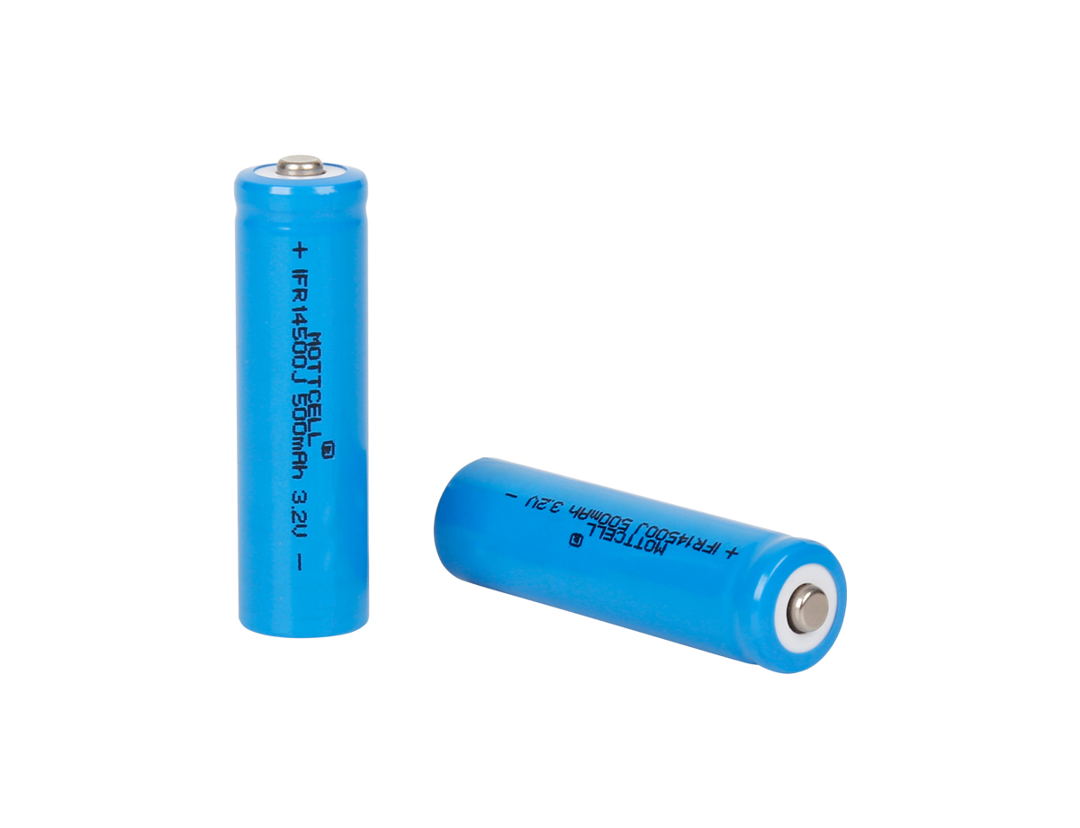 圆柱锂电池生产极片错位与锥形